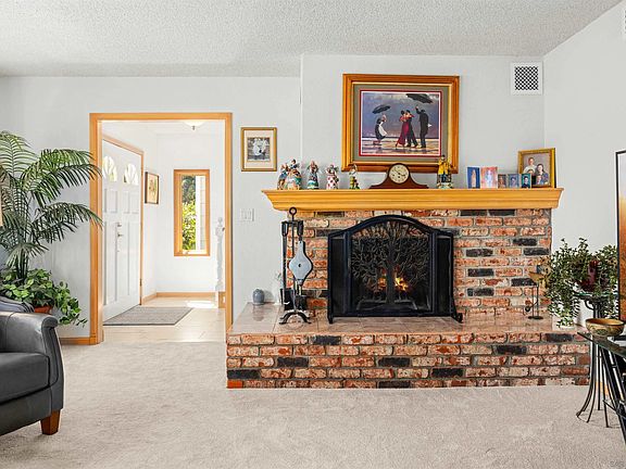 5th image of 28808 Mountain Meadow Rd