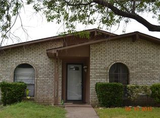 1838 Clark Trl, Grand Prairie, TX 75052