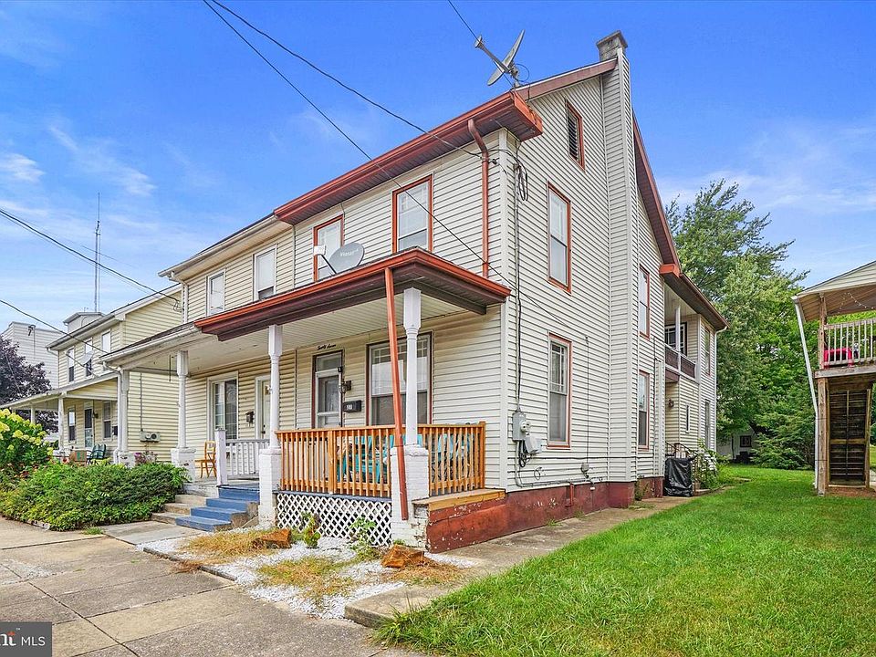 1st image of 27 Mount Joy St