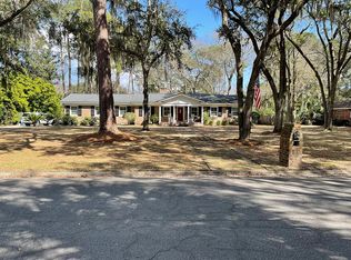 124 Winchester Dr, Savannah, GA 31410