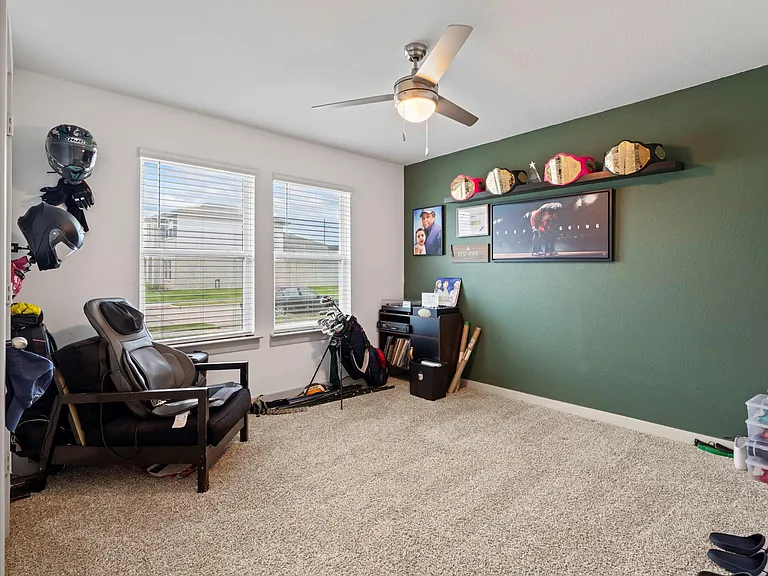 302 Dusty Bridle Ln — Photo 6