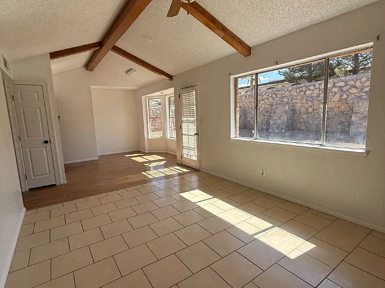 1670 Jones Ln — Photo 16
