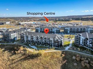 30 Sage Hill Cmn NW #305, Calgary, AB T3R0J6