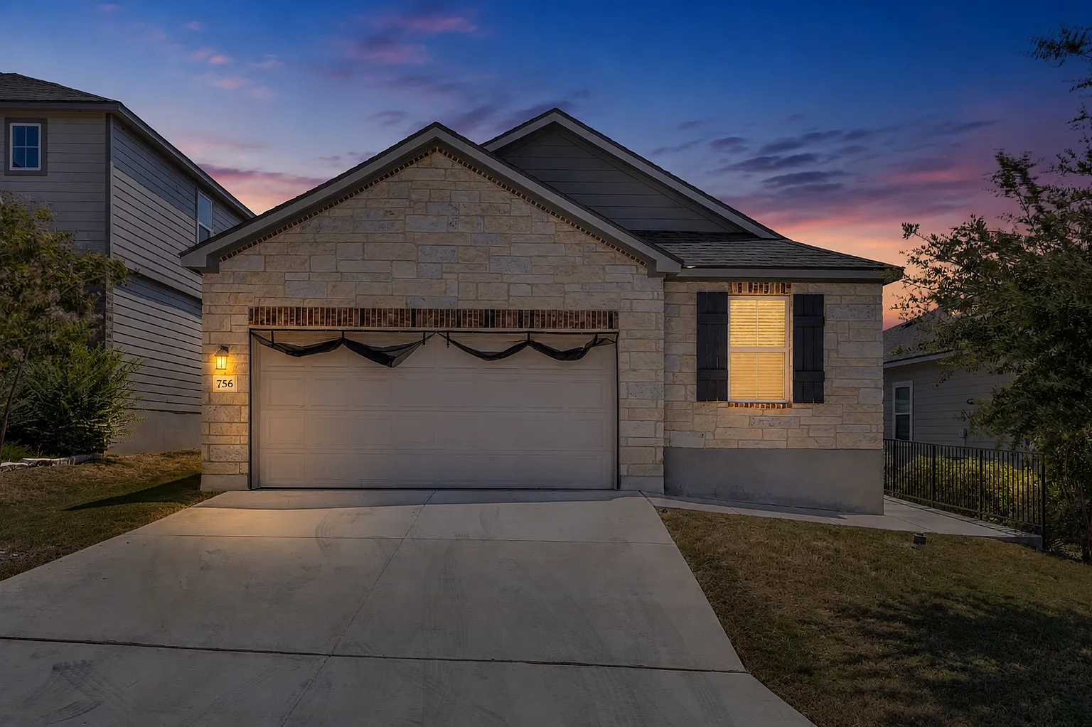 4 bed, 1833 sqft, $2,350 — Photo 2