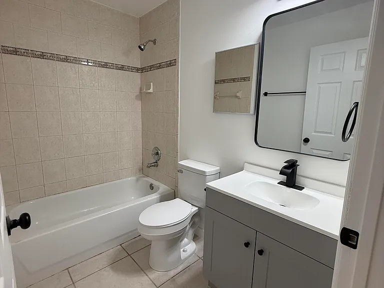 1215 Hyacinth Pl #1215 — Photo 11