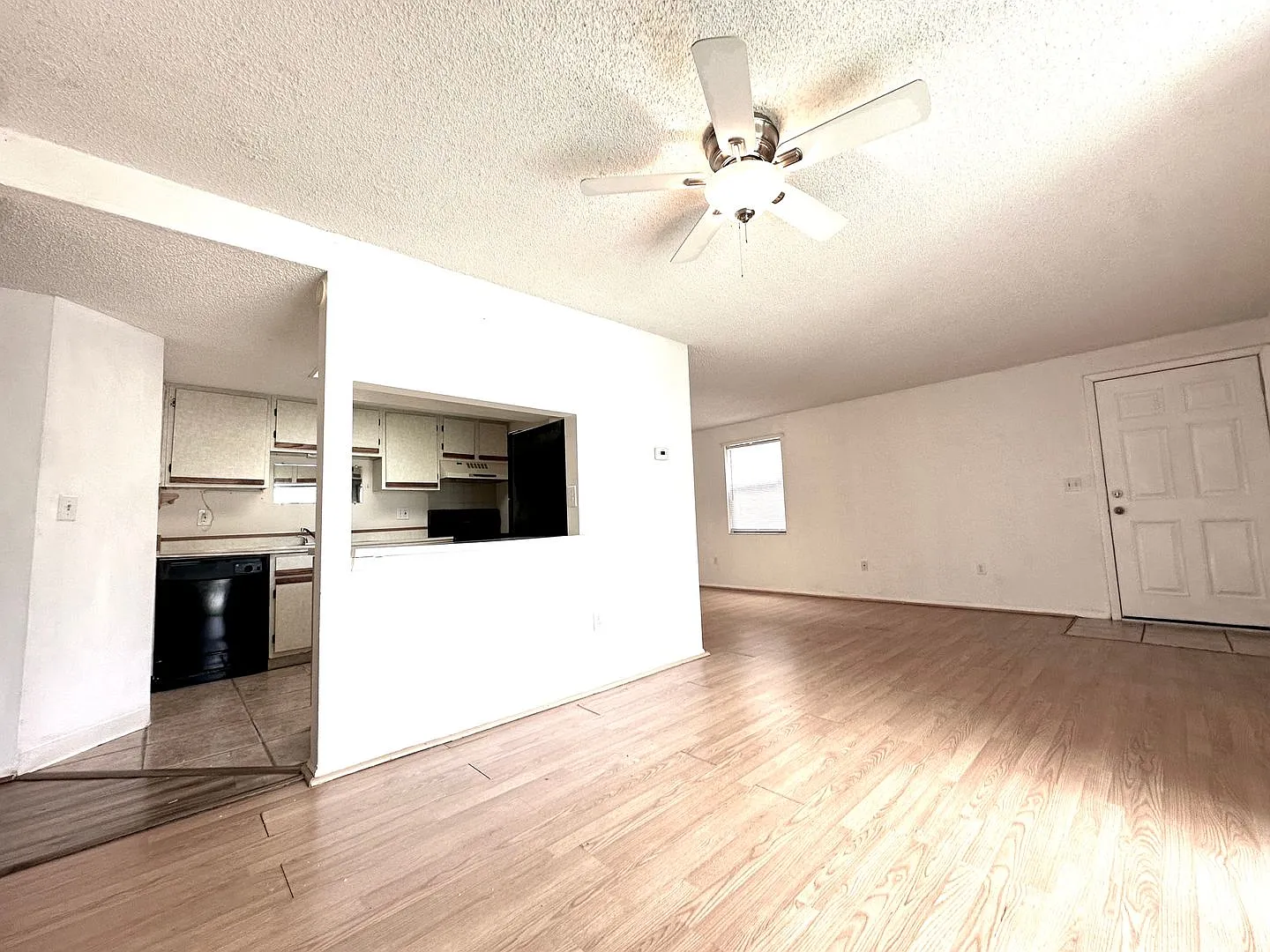 2BD/2BA Ground Floor Unit, Oldsmar — Photo 2