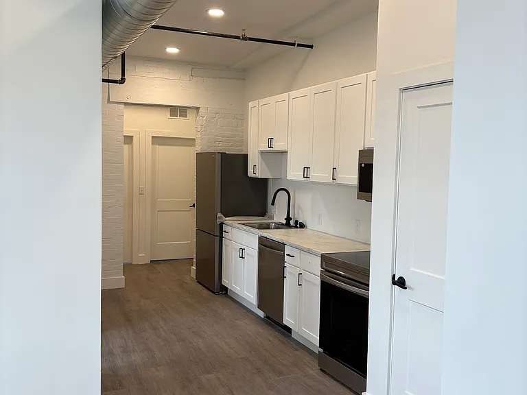 127 N Broad St #101 — Photo 9