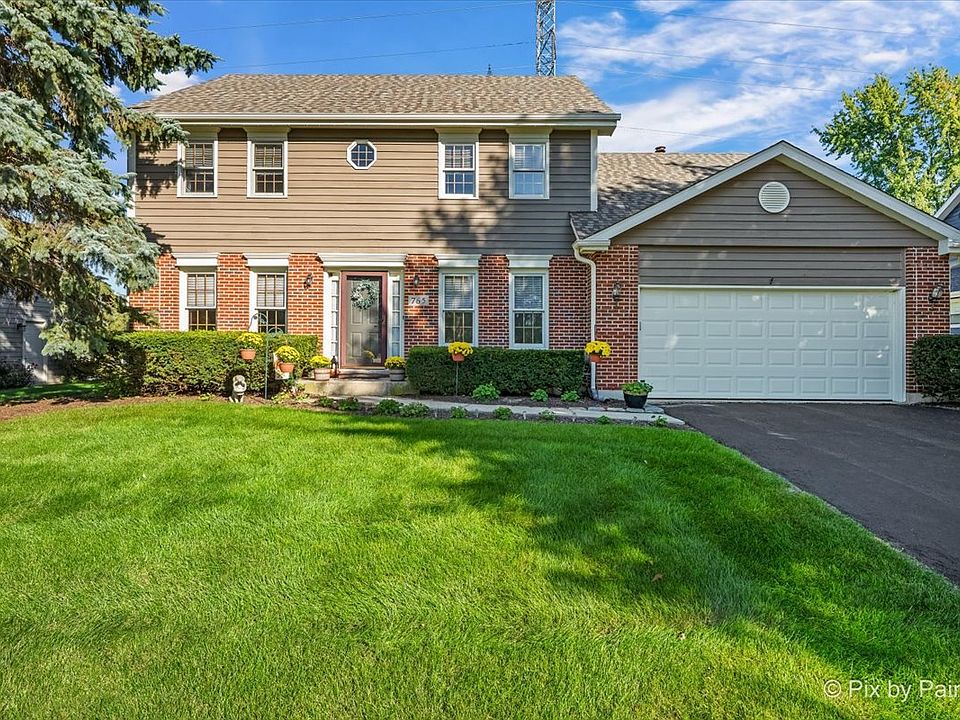 1st image of 765 Crest Dr