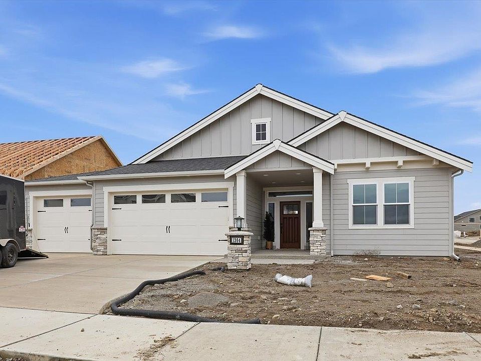 1st image of 1304 S Manifold Rd