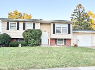 5361 Pierce St, Merrillville, IN 46410