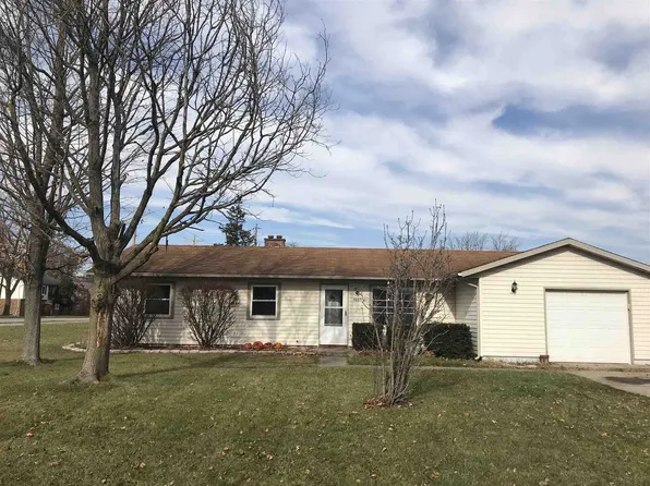 4805 Greenfield Dr, Fort Wayne, IN 46835