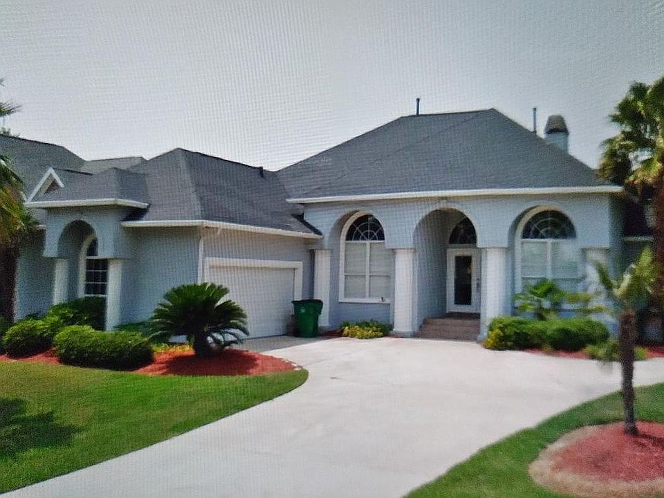 2nd image of 218 Spinnaker Dr