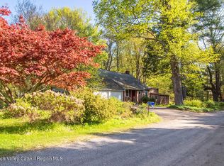 19 Barberry Rd, Kingston, NY 12401