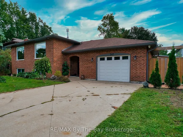 247 Simcoe St, Clearview, ON L0M 1S0