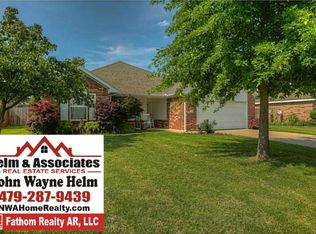 2748 Brenda Pl, Springdale, AR 72764