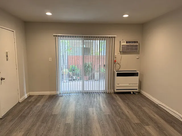 4415 Ventura Canyon Ave #104 — Photo 5