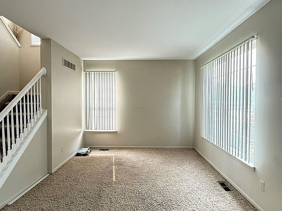 5th image of 15584 Timbers Edge Dr