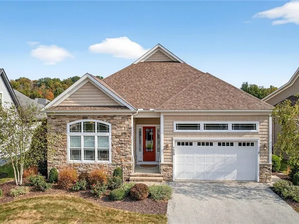 7350 Edwards Lndg, Chagrin Falls, OH 44023