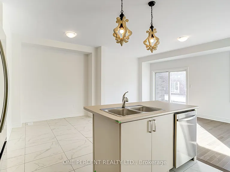 24 Autumn Dr — Photo 17