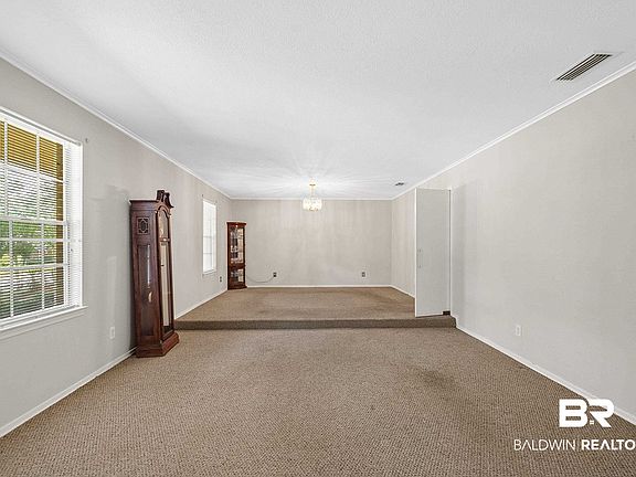 4th image of 2308 Lantern Ln W