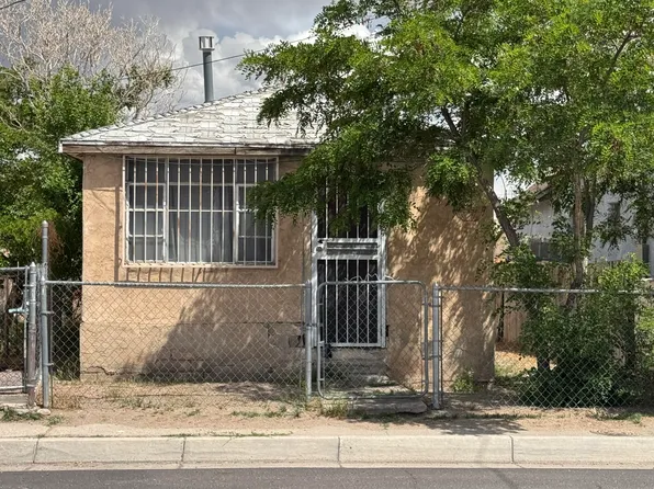 1506 William St SE, Albuquerque, NM 87102