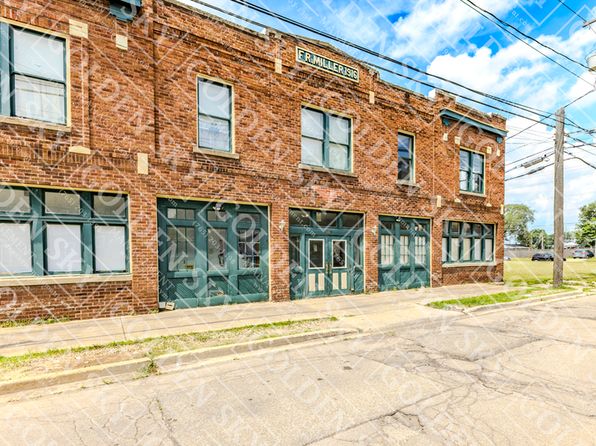 309 N Jefferson St APT 14