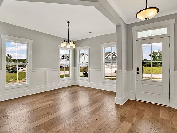 5th image of 1007 Evangeline Dr #3NZD8K