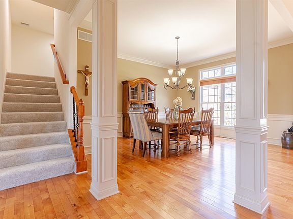4th image of 6177 Pembrooke Dr