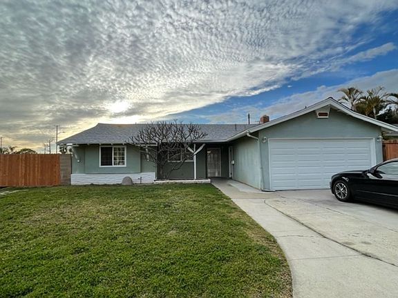 2nd image of 11271 S Espanita St