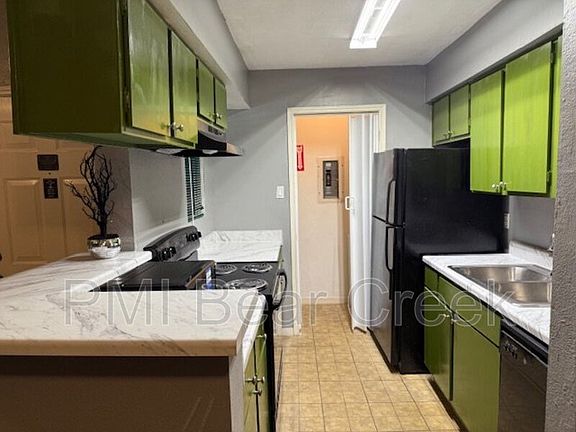 5th image of 9550 Deering Dr APT 204