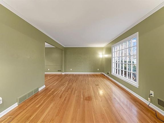 4th image of 9220 Larsen Dr
