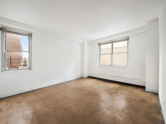 4th image of 303 W 66th St APT 1JE