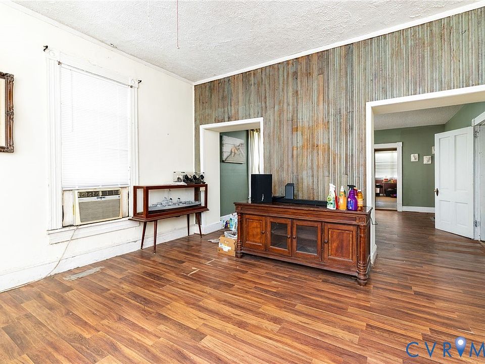 13th image of 1622 12th St