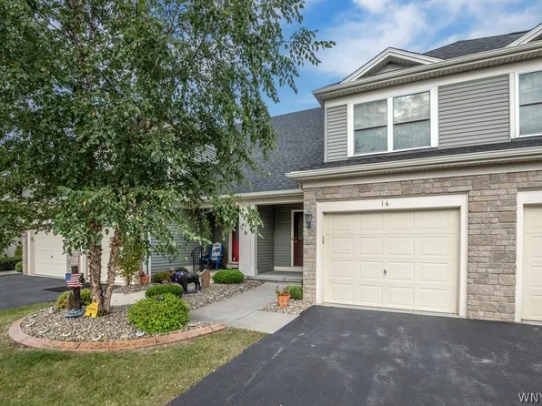 16 Cumberland St, Lancaster, NY 14086