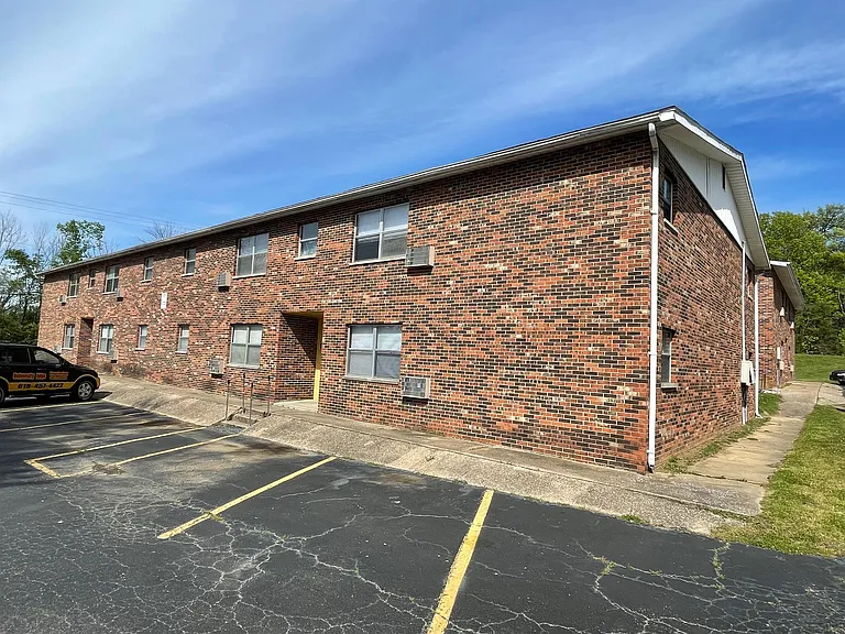 1007 E Park St #19 — Photo 10