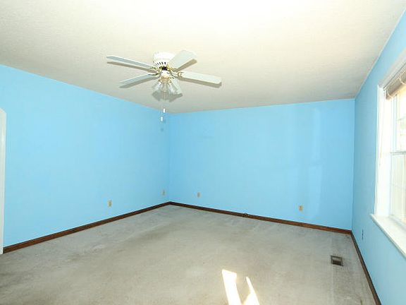 2nd image of 9419 Dexter Ln #2