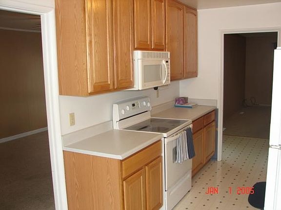 4th image of 2922 Sampson St