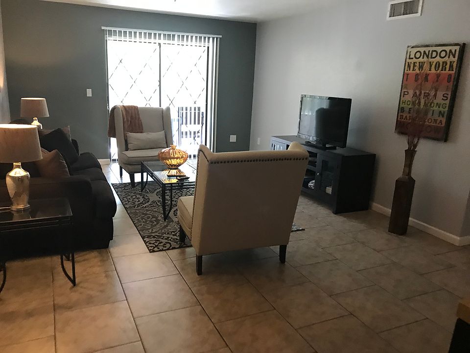 257 Living Room _08042019