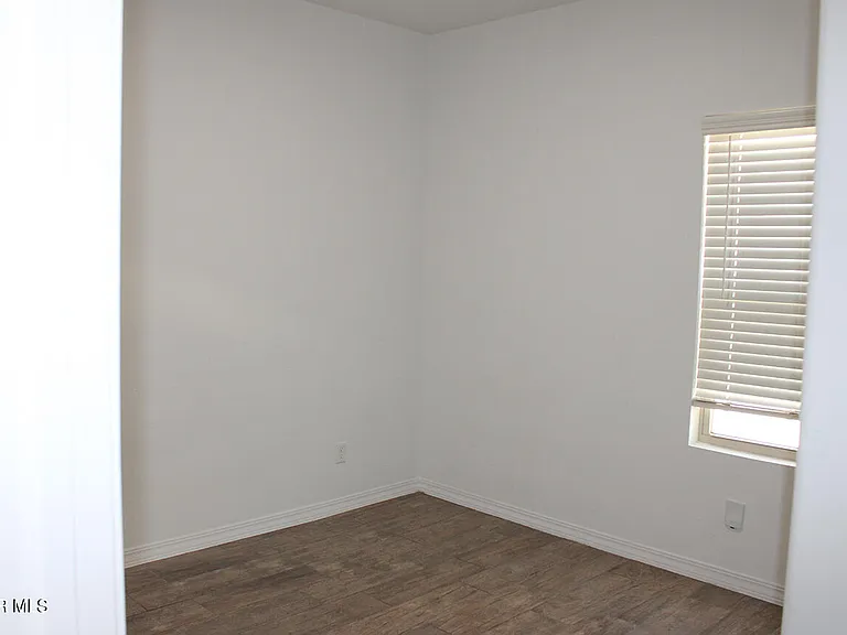 12871 Beccles St — Photo 17