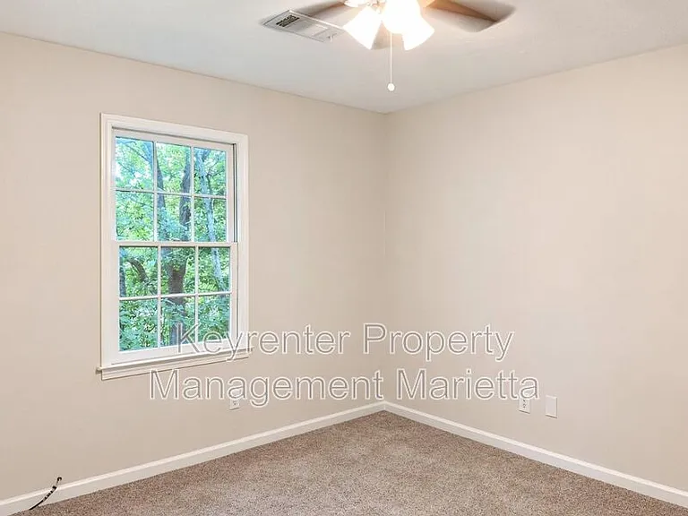 3013 Spruce Cir — Photo 13
