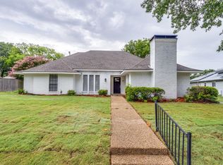 601 Ridgegate Dr, Garland, TX 75040