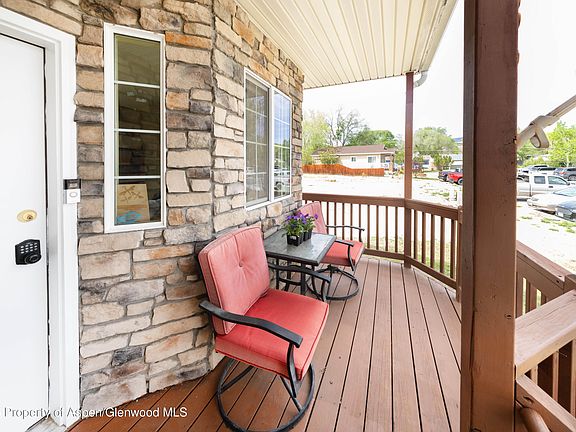 2nd image of 1489 Domelby Ct