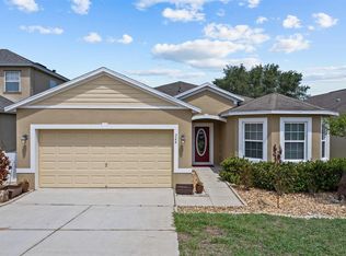 325 Red Kite Dr, Groveland, FL 34736