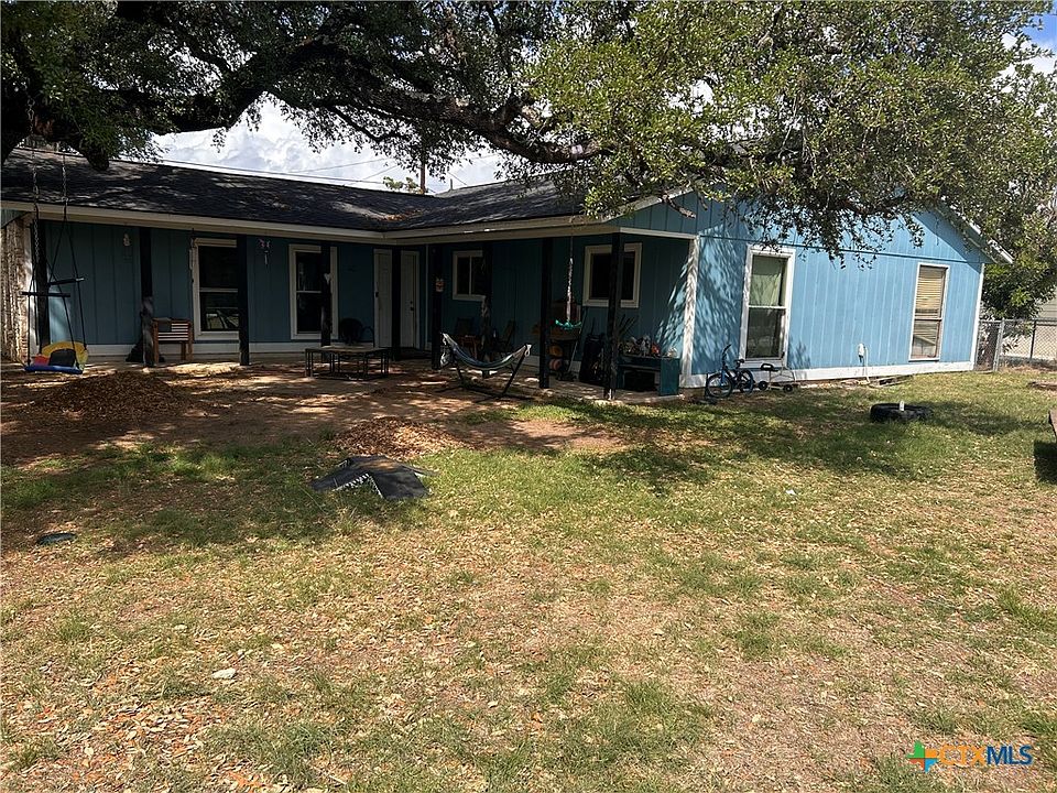 1st image of 1215 Paradise Dr