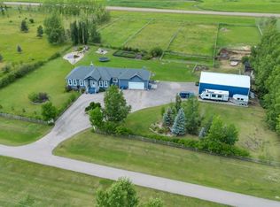 23 E Winters Pl, Rocky View County, AB T1X 0J1