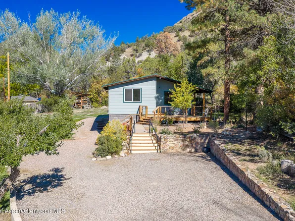 285 Comanchero Trl, New Castle, CO 81647