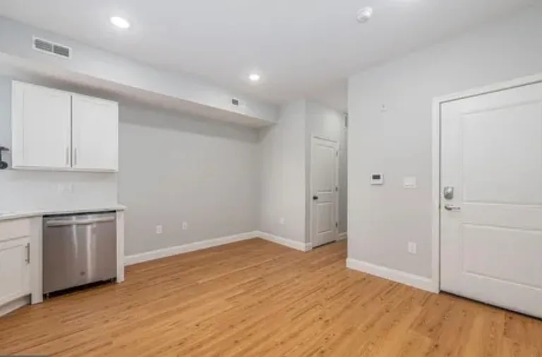 1522 S 9th St #2 — Photo 5