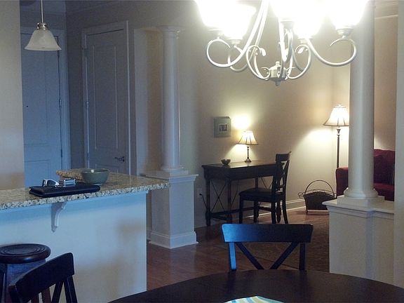 Study, sitting room or formal dining