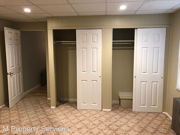 5th image of 217 Moorehead Ave #1