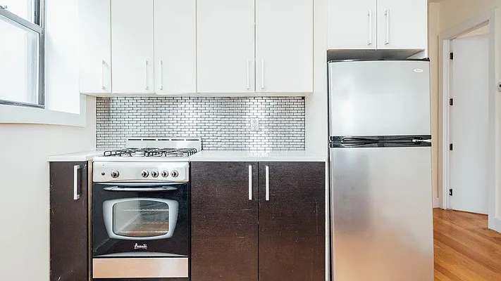 Rented by Nooklyn NYC LLC | media 38